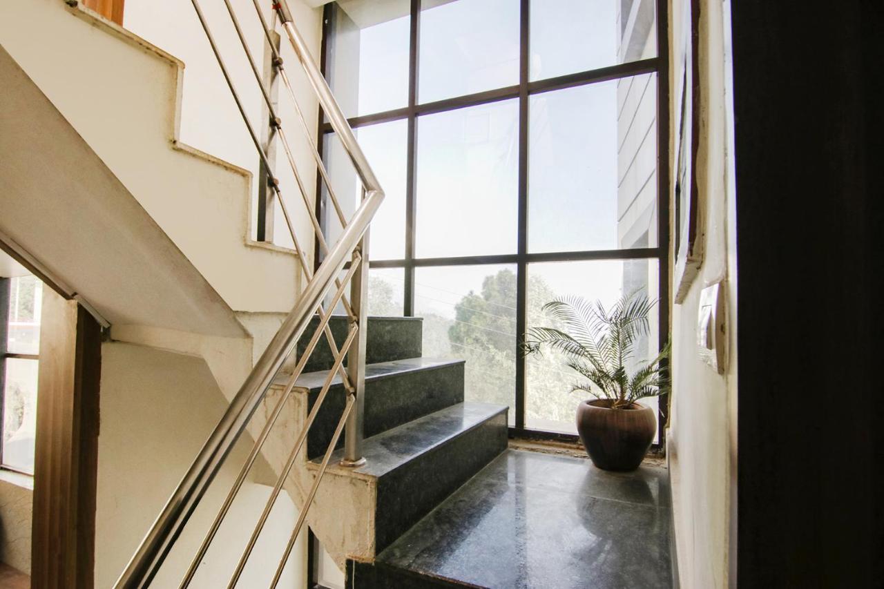 Fabhotel Vijay Palace Dharamshala Dış mekan fotoğraf